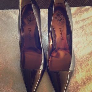 Gorgeous patent leather and leather pumps.